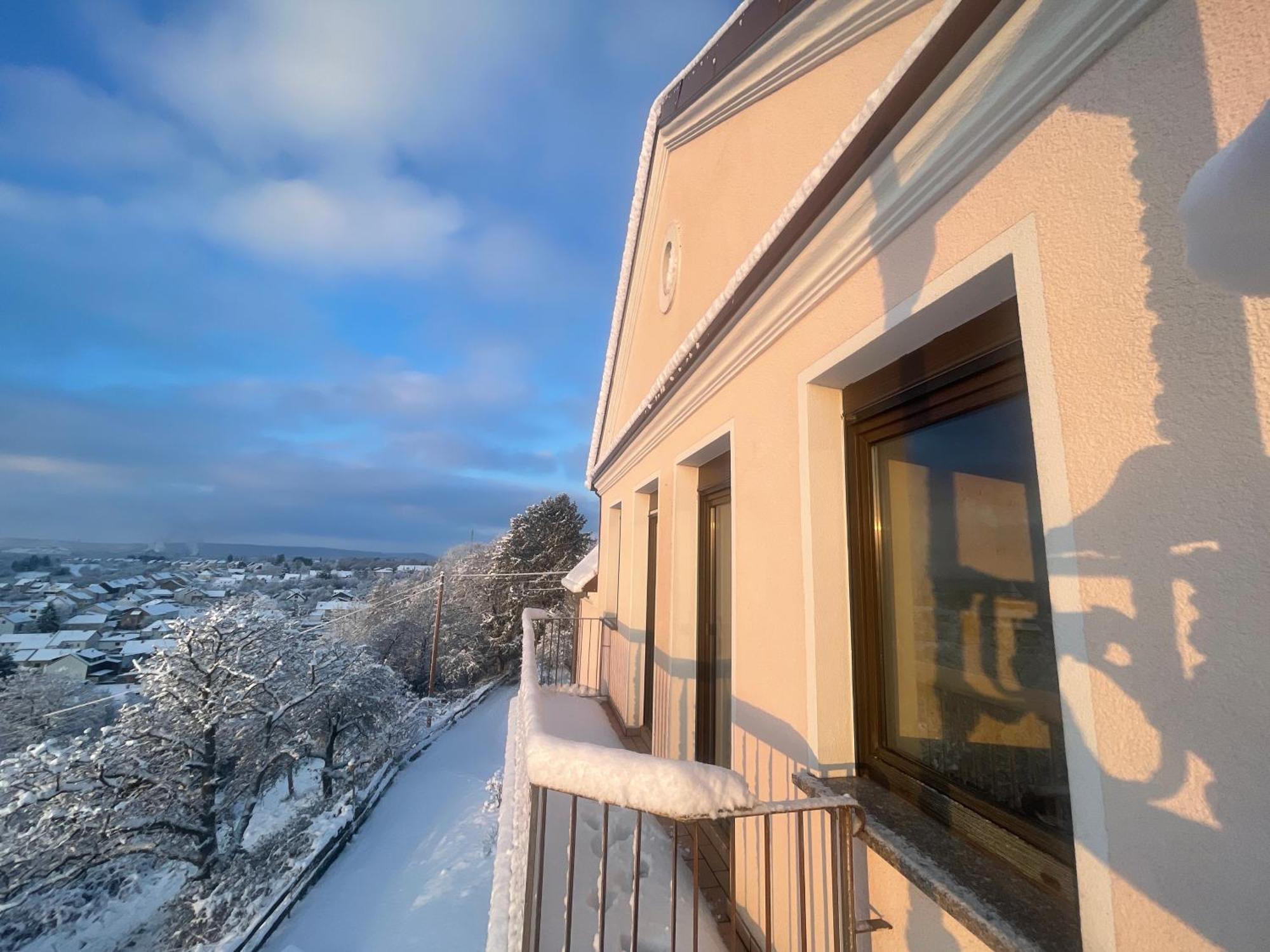Villa Ueberblick Nalbach Dış mekan fotoğraf
